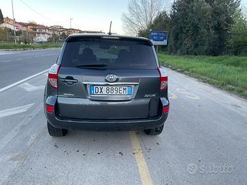 Toyota rav 4 2200 gasolio