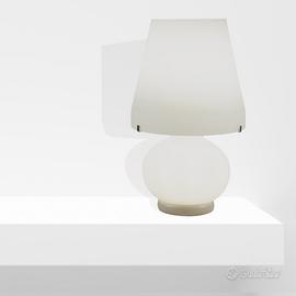 Lampada da tavolo vetro bianco
