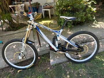 LAPIERRE DH 920