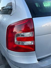 Fanale posteriore sx Skoda octavia sw