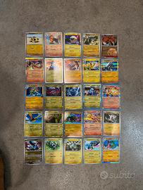 150 carte pokemon holo/ reverse