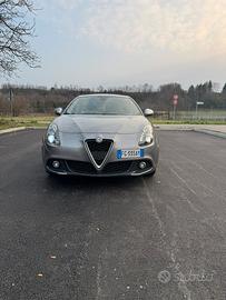 Alfa Romea Gulietta