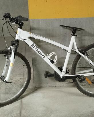 Mountain Bike BTWIN