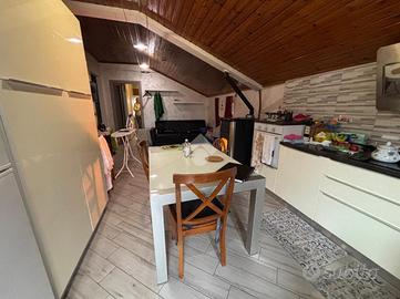 2 LOCALI A MEZZENILE