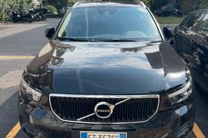 Volvo XC40 Diesel 2.0 150 cv anno 2019