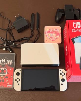 Nintendo Switch OLED Bianca + Giochi + MicroSD 512