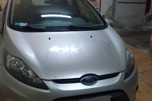ford fiesta- 1.4 auto usata in buone condizioni