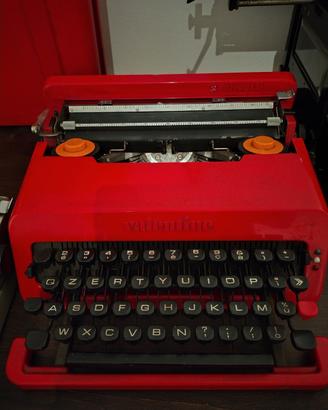 macchine da scrivere vintage in blocco