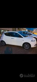 LANCIA Ypsilon - 2013