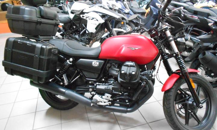 Moto Guzzi V7 STONE