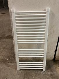 Termoarredo / scaldasalviette verticale.