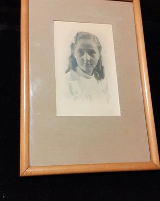 Foto giovinetta e cornice