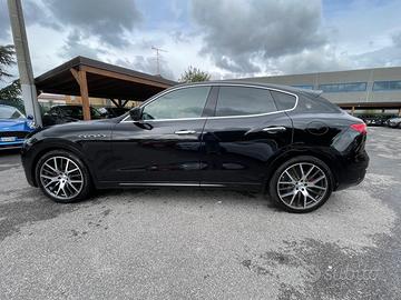 Maserati Levante V6 Diesel 275 CV AWD