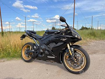 R1 20v ohlins