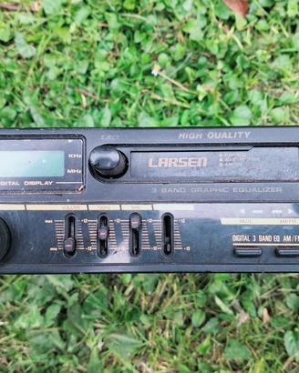 Autoradio vintage Larsen, modello FA-60