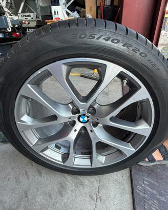 Cerchi e gomme Pirelli R20 BMW X1 X3 X4 X5 X6 X7