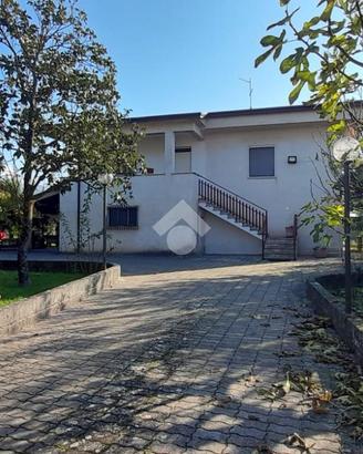 VILLA SINGOLA A ALATRI