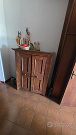 Stipo antico in legno massello