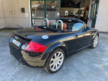 Audi TT Roadster 1.8 T cabrio