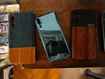 Huawei P20Pro Blu (OLED originale) + 2 cover