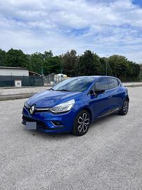 Renault Clio IV 2017 1.5 dci Moschino Intens 75cv