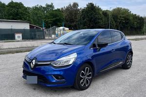 Renault Clio IV 2017 1.5 dci Moschino Intens 75cv