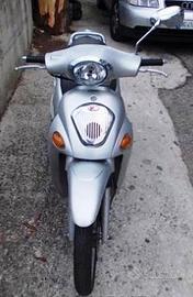 Ricambi usati kymco people 150/125 2000