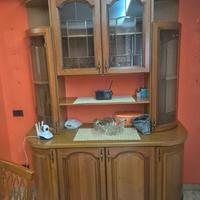 Vetrinetta con mobile sotto in legno massello