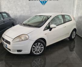 Fiat Grande Punto 1.4 Starjet 16V 3 porte Emotion