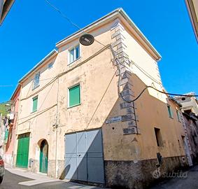 Semindipendente su 2 livelli