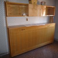 Mobile letto a scomparsa in legno