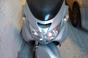 Suzuki Burgman 400 2003 - 2005