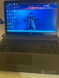 Notebook HP Ryzen 5 – 8GB RAM – SSD –