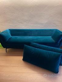 Divano a tre posti in velluto blu petrolio