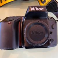 Reflex Nikon F70