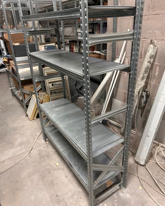 Scaffali in acciaio anotizzato