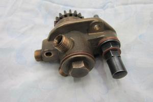 Pompa olio Guzzi 500 Falcone