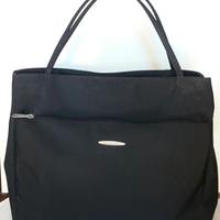 Borsa nera da donna con due scomparti interni