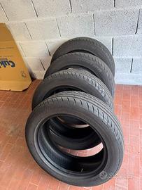 20€ cad Pneumatici 1 treno estivo e 2 invernali