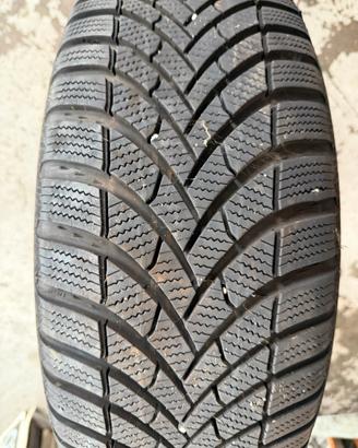 Gomme 4 stagioni 215/60/16
