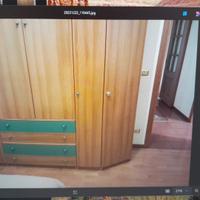 Arredamento per cameretta: armadio + scrivania + p