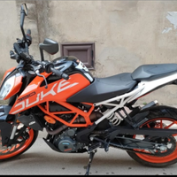 KTM 390 Duke