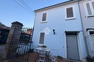 PORZIONE DI BIFAMILIARE A RAVENNA