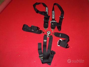 UN KIT CINTURE DA COMPETIZIONE SEI PUNTI SPARCO