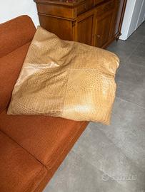 Cuscino in pelle