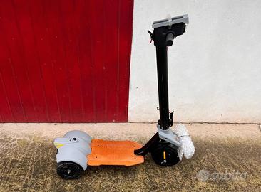 Monopattino Elettrico tre ruote Lynx eVision