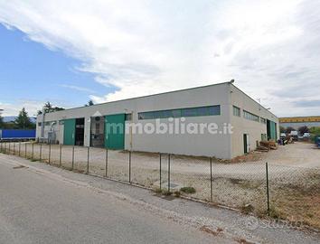 Capannoni 2.340 mq - zona industriale cividalese