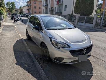opel corsa E GPL con  bombole appena fatte 