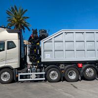 Scarrabile Volvo FH 540 NUOVO