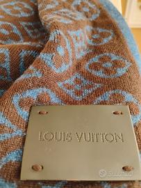 SCIARPA E CAPPELLO LOUIS VUITTON 